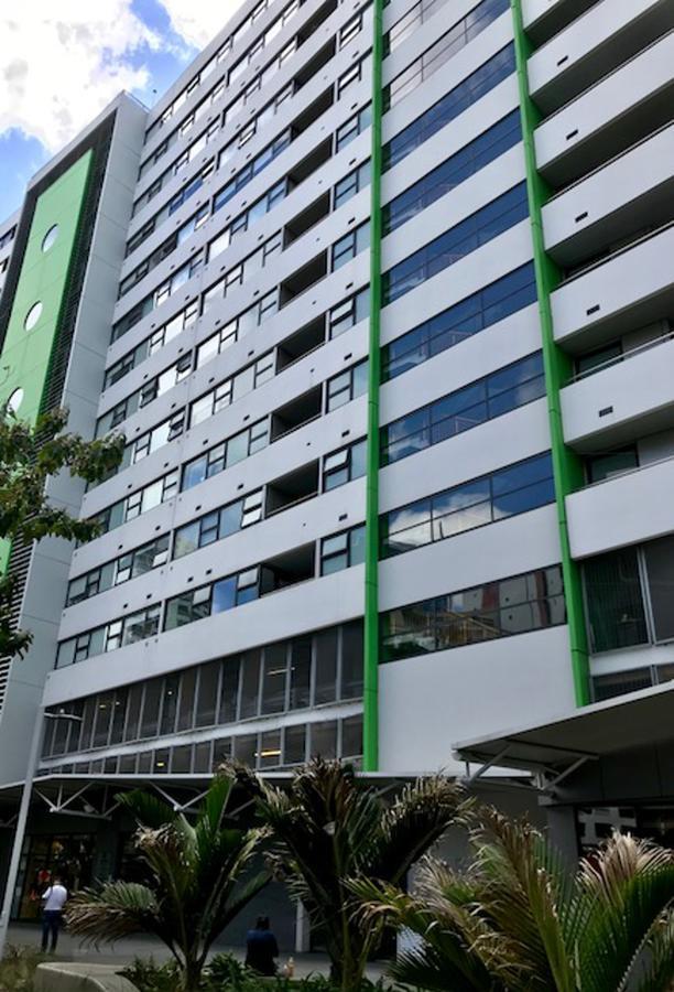 Appartement Perfect Location With Harbour Views à Auckland Extérieur photo